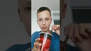 J'ai achet&eacute; des nouilles MEGA piquantes