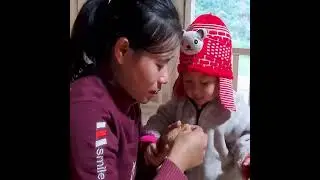 Single Mother with Baby Prepares Meals Using Wild Tubers | Single Parent