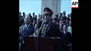 SYND13/02/71 LIBYAN LEADER EL MOAMMER GADDAFI VISITS THE NATIONAL SHRINE IN TUNISIA