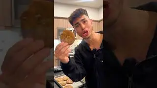 I made the VIRAL double chunk chocolate cookie 😂
