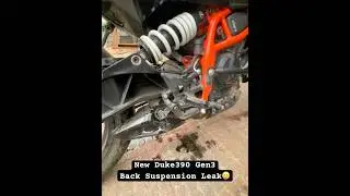 Duke390 Gen3 Suspension leak🥲 Big Issues in Ktm duke390 Gen3 #ktmduke390gen3 #ktm #ktmindia @KTM