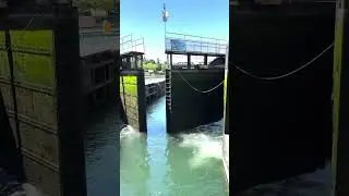 Seattle&rsquo;s beautiful sights - take the seaplane tour & the boat ride through the locks to lake Union