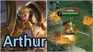 Arthur the noble knight in armor deals a crushing blow to his enemies