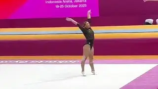 Lorette Charpy 🇫🇷 - Floor - Podium Training - World Championships 2025
