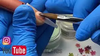 DIY nail art