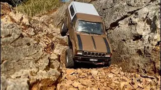 REALISTIC SCALE OFF-ROAD | EP. 8 - RC4WD Trail Finder 2 Toyota Hilux &ndash; Red Dirt and Rocky Terrain