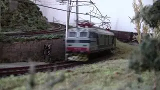 E632 049+MDVC-MDVE Dir. 2604 anni '90 [fermodellismo scala H0]