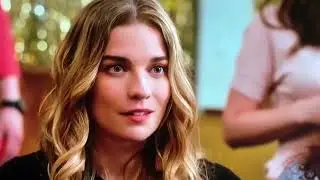Alexis and Ted back together in Schitts Creek in the couples week