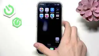 How do I pay in stores with Apple Pay on my iPhone 17?