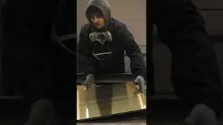 Accent irregular wall mirror Lake with brass base | Behind the scenes manufacturing
