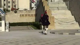 Evzones Greek Presidential Guard  &Tau;omb of Unknown Soldier  Monument in Athens   15 - 11 - 2025
