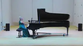 Angst/Fear from The Voice Imitator Cycle by Yotam Haber performed by Molly Morkoski.