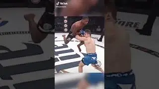 What a flying knee by Tywan Claxton @bellatormma