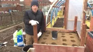 Выращивание длинного пастернака для выставки. Часть 1. Подготовка и сверление песочницы.