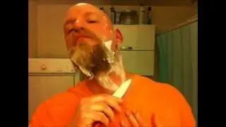 Kyocera ceramic knife vs. full beard (The worlds second ceramic shave video)