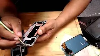 How to replace Samsung Galaxy s5  screen (LCD)