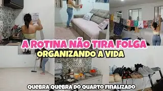 UM DIA SEM PROCRASTINAR| ORGANIZANDO A VIDA| A ROTINA N&Atilde;O TIRA FOLGA| QUADRINHOS NA PAREDE 🏡