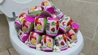 WILL IT FLUSH? DISNEY PRINCESS SURPRISE EGGS!!