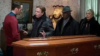 EastEnders - Ian Beale Knocks 