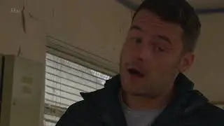 Robert Hides the Sleeping Pills From Aaron - Emmerdale