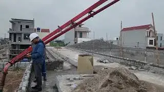 Đổ bê tông tươi chủ nhà lên giám sát kỹ 