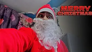 Merry Christmas: Santa aaj khud Gift dene aaye hai mere ghar.😁😂