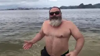 Peter Turguniev (ANCAPSU) como se fosse Moto Moto
