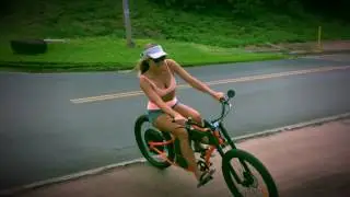Checking out the RayVolt Cruiser E-Bike