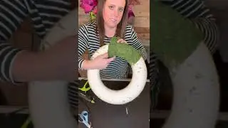 How to make a moss wreath base!