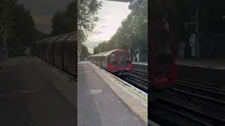*REFURBISHED* Central Line: 1992 Stock Departing From Debden | #train