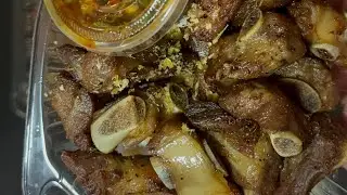 Thai Garlic Pork Ribs / Chai Thai