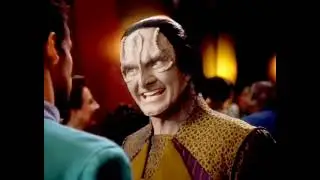 Andrew Robinson (Andy Robinson) in DEEP SPACE NINE, S2. E22 - The Wire (1994)
