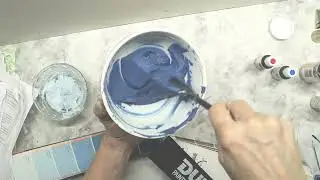 Как приготовить королевскую синюю глазурь из сливочного масла #украшениетортов #пищевойкраситель