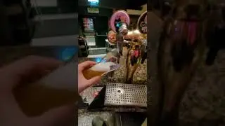 Rotina de trabalho na Irlanda (Bartender) #shorts