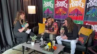 Ronni Hunter interview with Danny & Mark from Nothing More @ Sonic Temple 2023