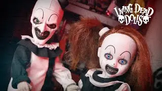 Unboxing | It's real! 👻 Terrifier's Little Girl arrives in Living Dead Doll form