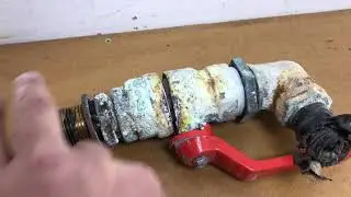 Watching This Could Help Stop Your Boat Sinking!