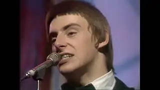 The Jam  In The City   Top Of The Pops  19th May 1977 (High Quality)