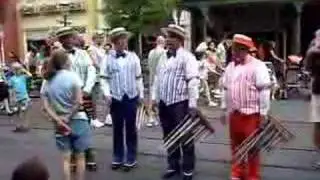 Dapper Dans sing Happy Birthday