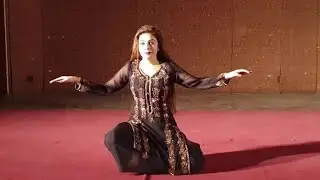 Stage Dancer Hira Malik Missing | Her mother Protest in Lahore