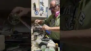 Glass blowing tutorial by Dean Spinelli