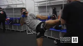George Garcia / USA / работа на лапах перед боем M-1 Challenge 101