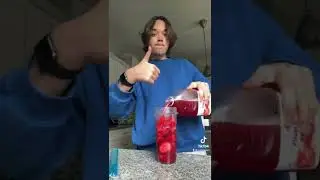 making smoothie popsicles #shorts