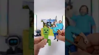 Unboxing Minecraft Movie Creeper and Steve Action Figures
