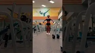 Morning bodybuilding figure posing practice. #dothingsyoudontwanttodo #motivation #explorefitness