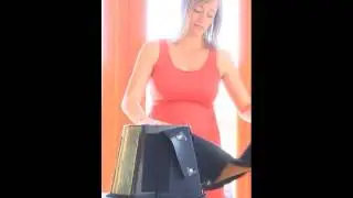 Buck-It! Cover - How to remove your feed bucket cover from The Head 2 Hoof Shop