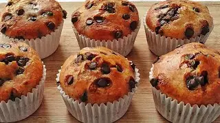 Eggless Chocolate Chip Muffins || How to make Chocolate chip Muffins || Eggless Muffins || Cupcakes