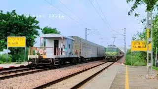 Indian Railways Car Carrier 🚂 | Diesel Locomotive के साथ High-Rise Wagon