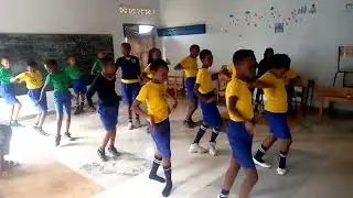 mbega abana ba kenza international school bazi kubyina we🤔🤔👏👏🇷🇼🇷🇼🇷🇼