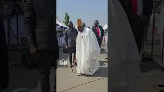 Gov. Ademola Adeleke, Dancing as he arrives at the Inter Religion Prayer in Osun State. #shorts #yt